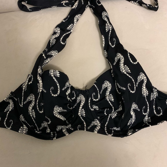 Black Seahorse Bikini atop - Picture 2 of 6